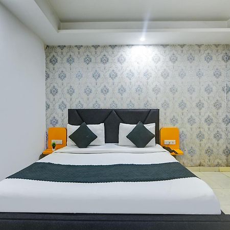 Hotel Kelvish Free Airport Pickup Neu-Delhi Exterior foto